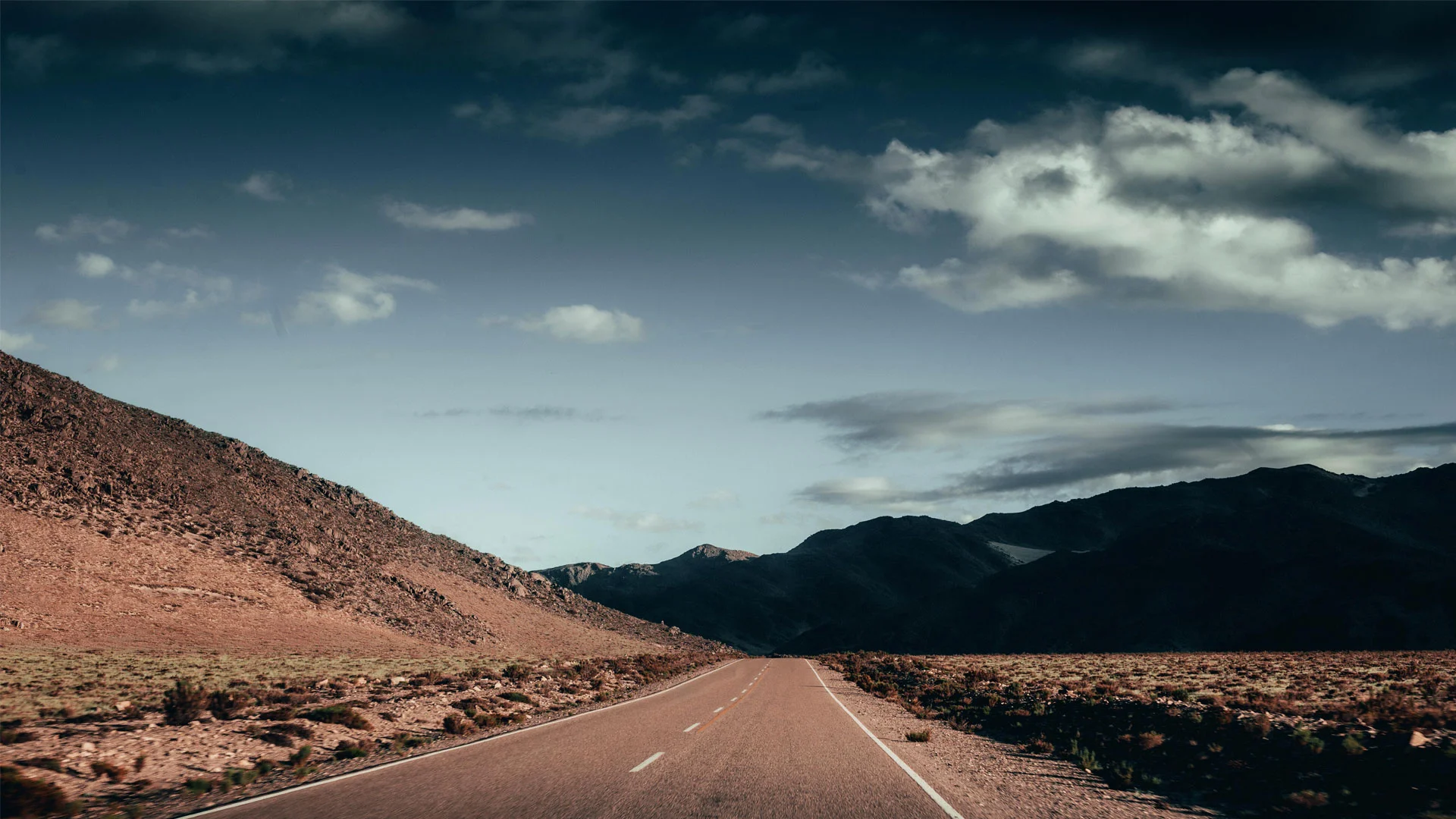 contact-banner